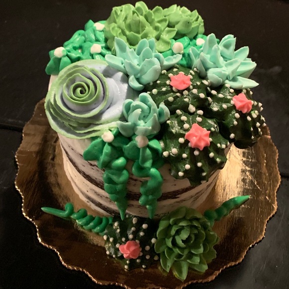 Meet your Posher, Bailey - Picture 1 of 1